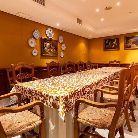 Azz Merida Medea Hotel Kültér fotó