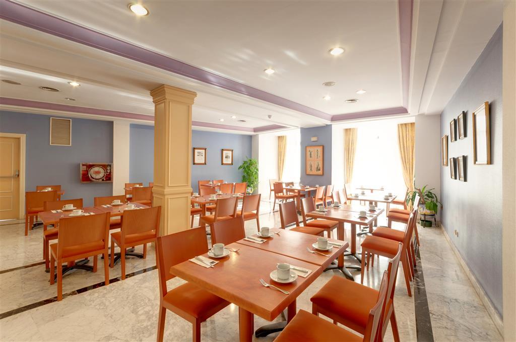 Azz Merida Medea Hotel Étterem fotó